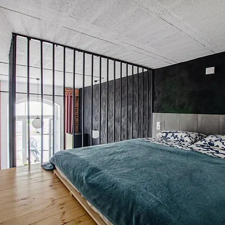4a Loft Apartment *